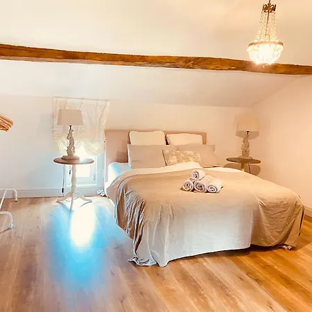 Clos Emilion Et Table D'hote En Option Bed & Breakfast *