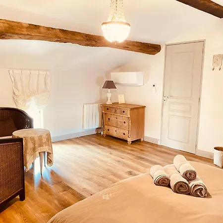 Frühstückspension Clos Emilion Et Table D'hote En Option