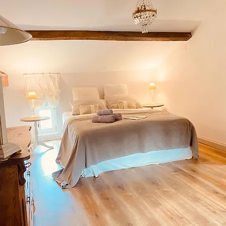 Frühstückspension Clos Emilion Et Table D'hote En Option Vignonet