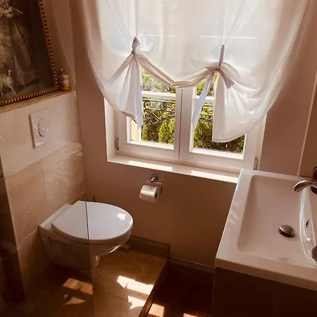 Bed & Breakfast Clos Emilion Et Table D'hote En Option *