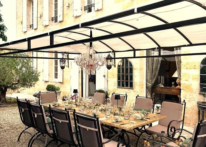 Clos Emilion Et Table D'hote En Option לינה וארוחת בוקר