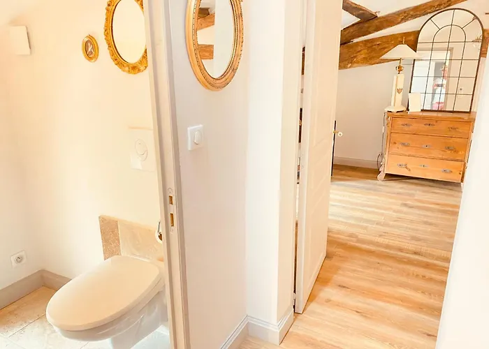 לינה וארוחת בוקר Clos Emilion Et Table D'hote En Option *